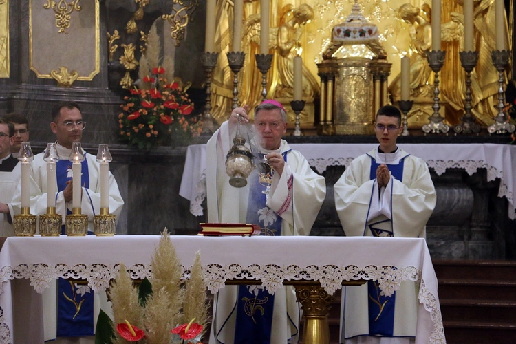 Pielgrzymka wiernych i duchowieństwa archidiecezji wrocławskiej na Jasną Górę