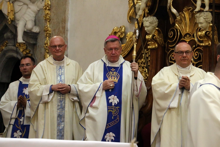 Pielgrzymka wiernych i duchowieństwa archidiecezji wrocławskiej na Jasną Górę