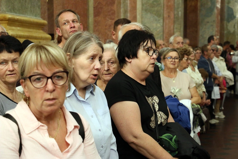 Pielgrzymka wiernych i duchowieństwa archidiecezji wrocławskiej na Jasną Górę