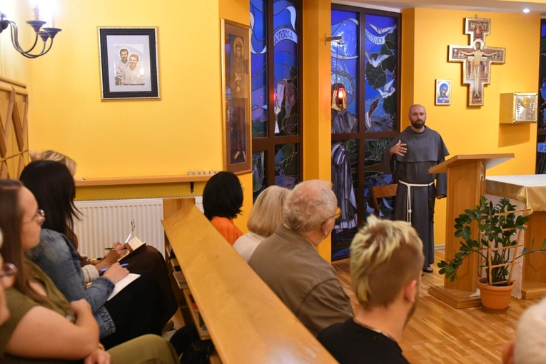 O Świętej Liturgii u zielonogórskich franciszkanów