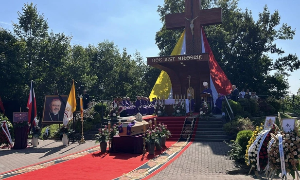 Papież o śp. bp. Dydyczu: prowadził wiernych do zbawienia