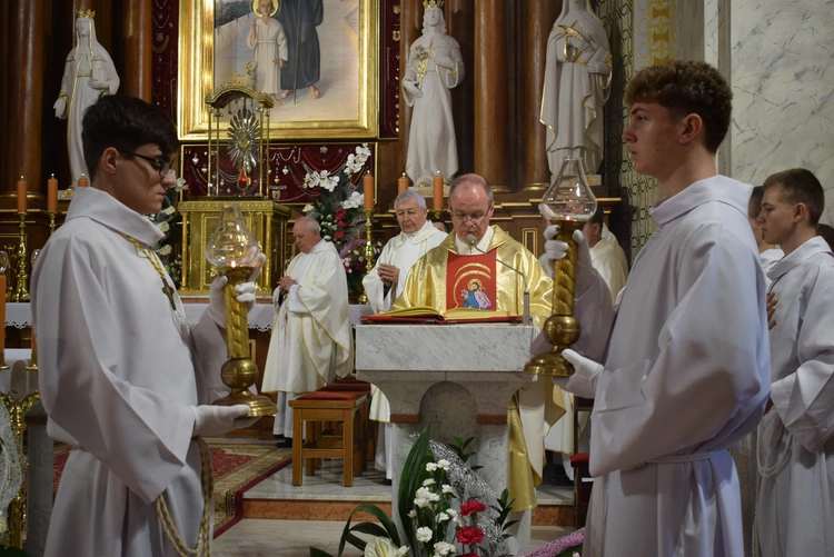 Mężczyźni u św. Józefa