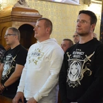 Mężczyźni u św. Józefa