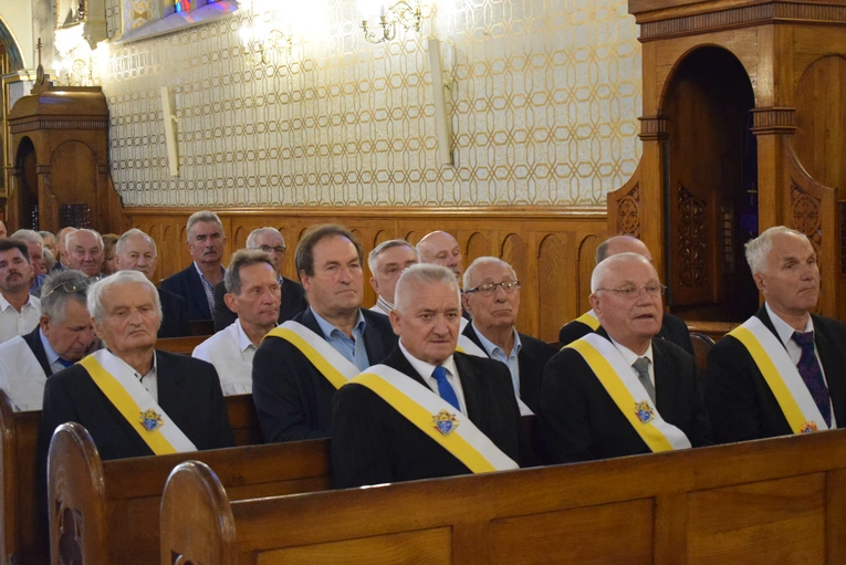 Mężczyźni u św. Józefa