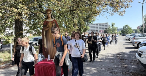 Katowice. Jubileusz Młodych w kościołach stacyjnych