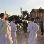 Skrzatusz Młodych - adoracja