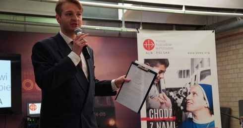 Solidarność i modlitwa o pokój. Niecodzienne spotkania na Dworcu Głównym PKP we Wrocławiu