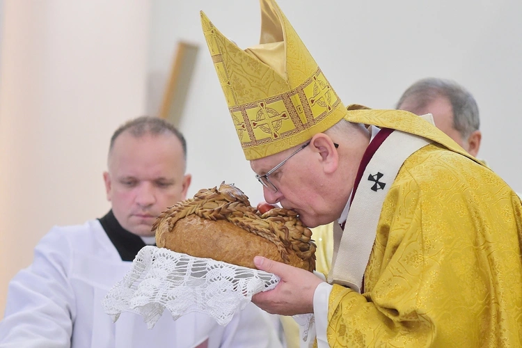 Ostróda. Poświęcenia kościoła Świętych Hiacynty i Franciszka