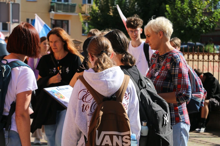 Pielgrzymka młodzieży do Przasnysza i Rostkowa 2025