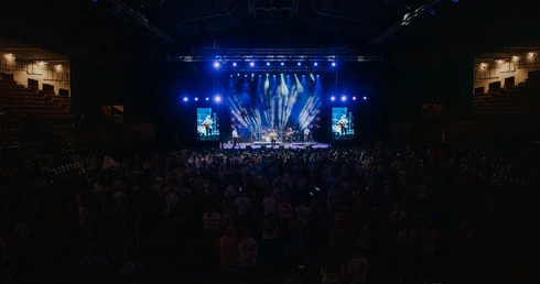 Stadion pełen wiary