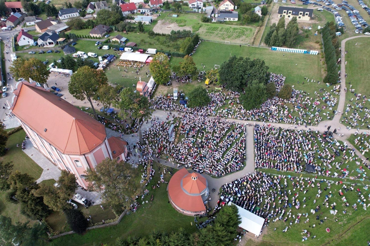Główne uroczystości w Skrzatuszu