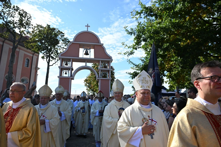 Główne uroczystości w Skrzatuszu
