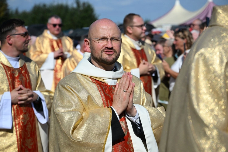 Główne uroczystości w Skrzatuszu