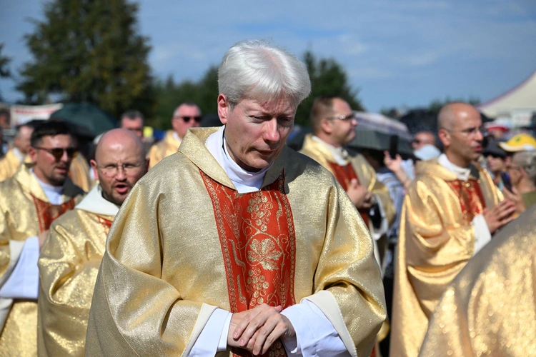 Główne uroczystości w Skrzatuszu