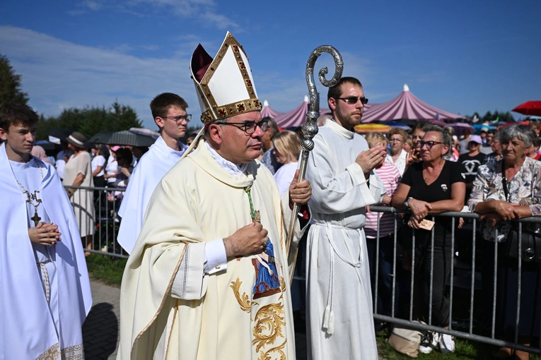 Główne uroczystości w Skrzatuszu