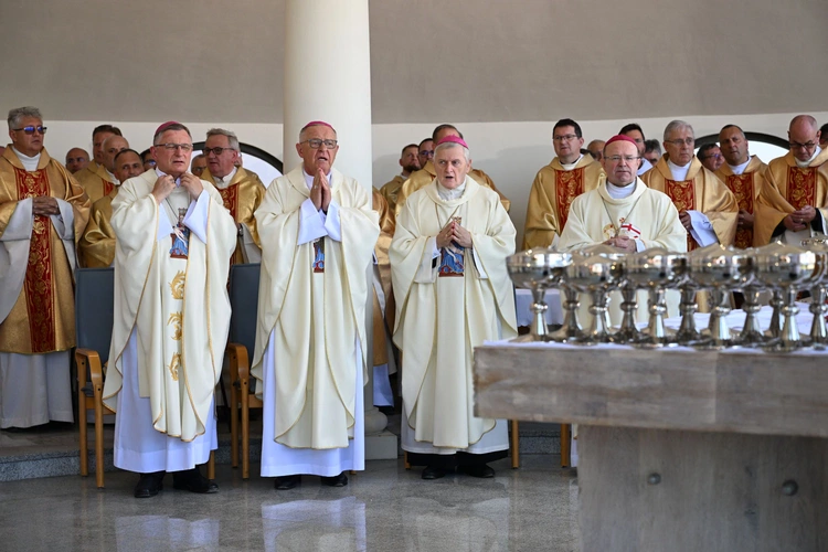 Główne uroczystości w Skrzatuszu