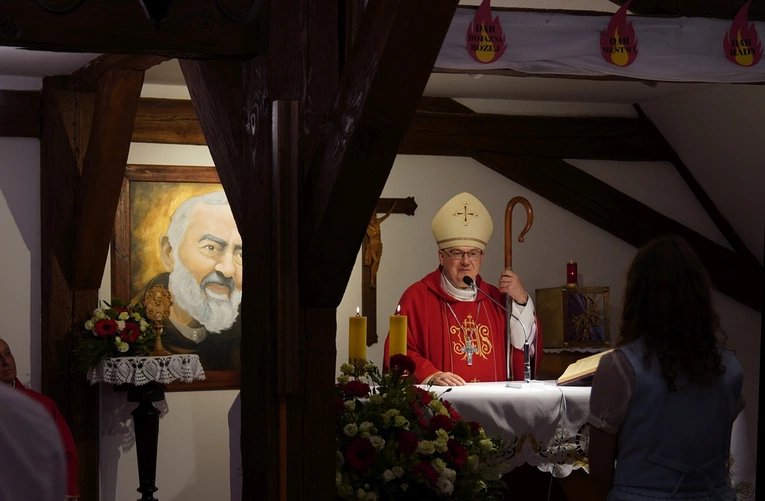 Kaplica św. ojca Pio w Garnierówce w Głębowicach