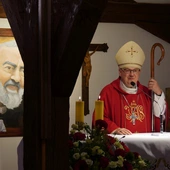 Święty ojciec Pio w Garnierówce w Głębowicach