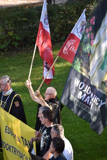 Ciechanów. Marsz dla Życia i Rodziny