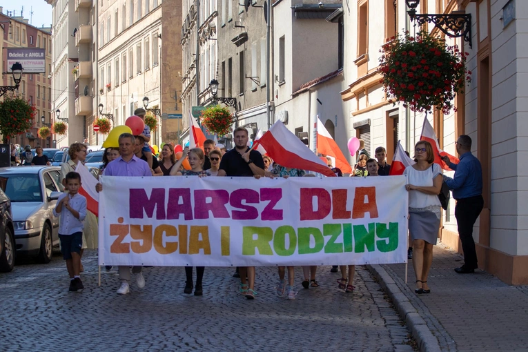 Marsz dla życia i rodziny w Świdnicy 2025