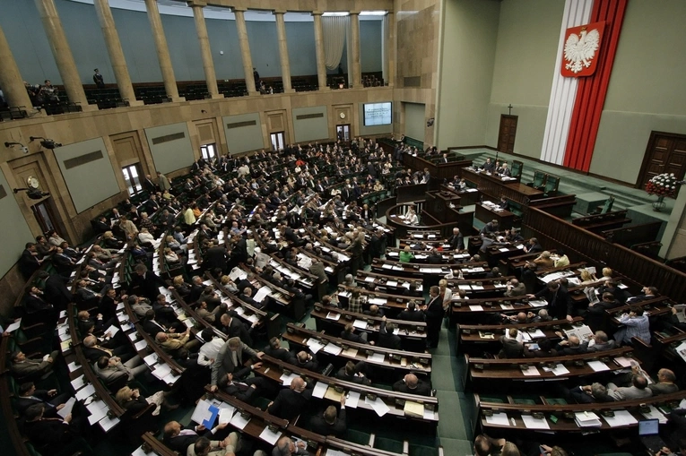 Sejm: w piątek pierwsze czytanie obywatelskiego projektu ws. lekcji religii