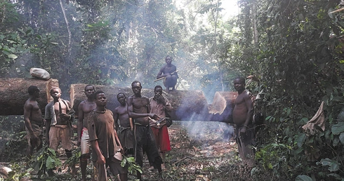 Kanibalizm, wyrwane sumienia dzieci, ale i chrzest pogańskiej kapłanki. Wspomnienia misjonarza z RŚA