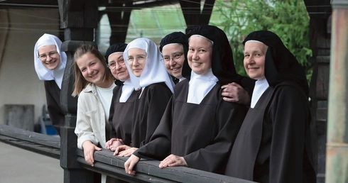 Karmel na Wesołej. Tak bije serce kontemplacyjnej wspólnoty 