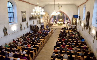 Obiekt, choć wielokrotnie przebudowywany, zachował ślady wielu epok.