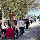 KSM-owicze i bierzmowańcy ze św. Jadwigą. 