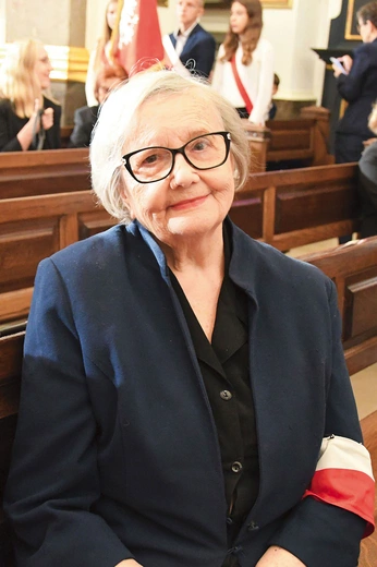 Maria Agnieszka Siwecka do ojca, którego nie miała szansy poznać, napisała list na swoje 80. urodziny. Zanotowała w nim: „Przez te wszystkie lata bardzo nam Ciebie brakowało. Zawsze o Tobie pamiętałyśmy”.