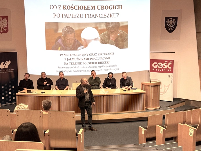 Katowice. Co z Kościołem ubogich po papieżu Franciszku? - debata 