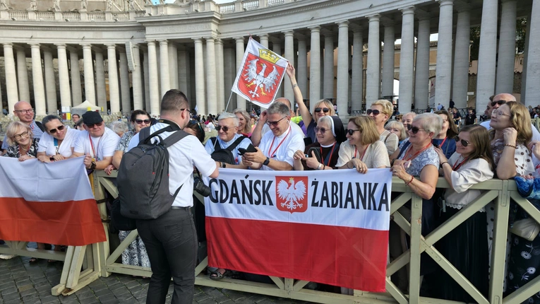 Rozpoczęcie papieskiej audiencji