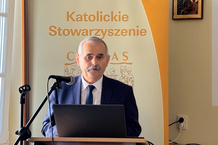 Wypalić chrześcijaństwo raz na zawsze