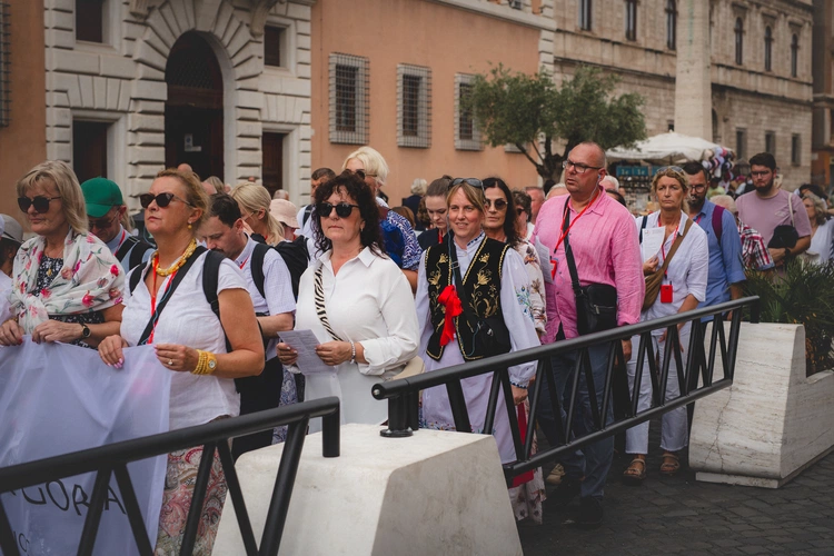 Pielgrzymka do Drzwi Świętych - cz. 1