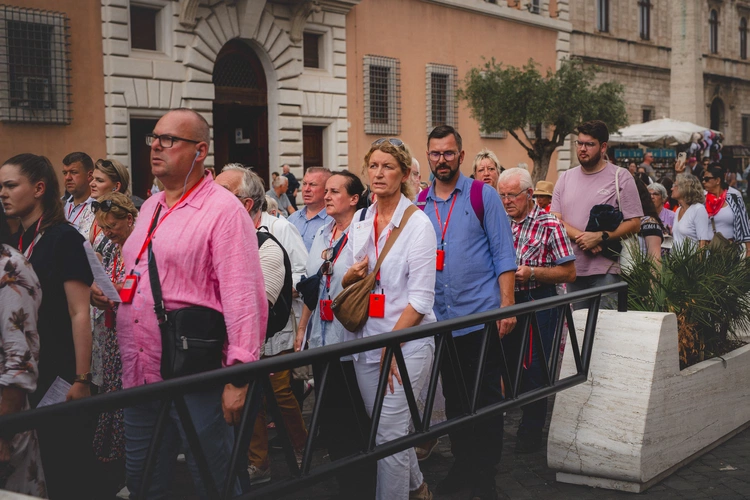 Pielgrzymka do Drzwi Świętych - cz. 1