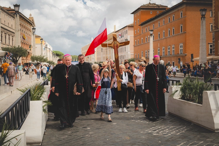 Pielgrzymka do Drzwi Świętych - cz. 1