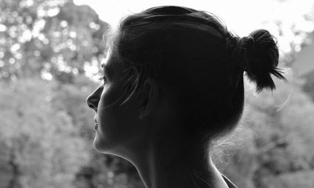 Francja: wzrasta liczba aborcji, coraz więcej poranionych kobiet