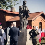 Odsłonięcie i poświęcenie pomnika Wł. Reymonta w Lipcach Rey.