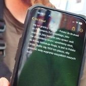 Widział śmierć kolegów i okropieństwa wojny. Dziś Andrij pielgrzymuje po pokój