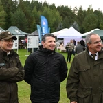Między lasami