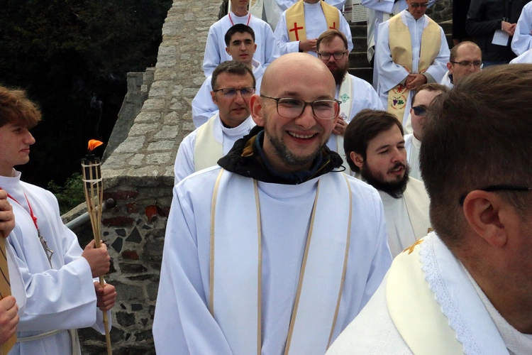 Spotkanie Młodych na Ślęży 2025 "Z nadzieją ku górze"