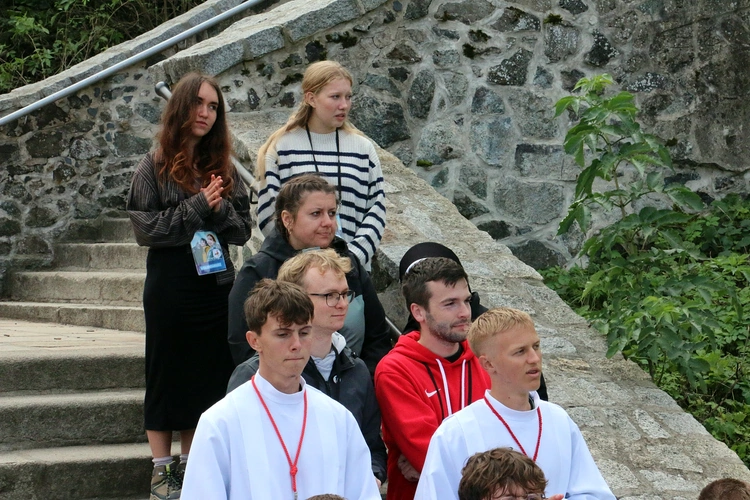 Spotkanie Młodych na Ślęży 2025 "Z nadzieją ku górze"