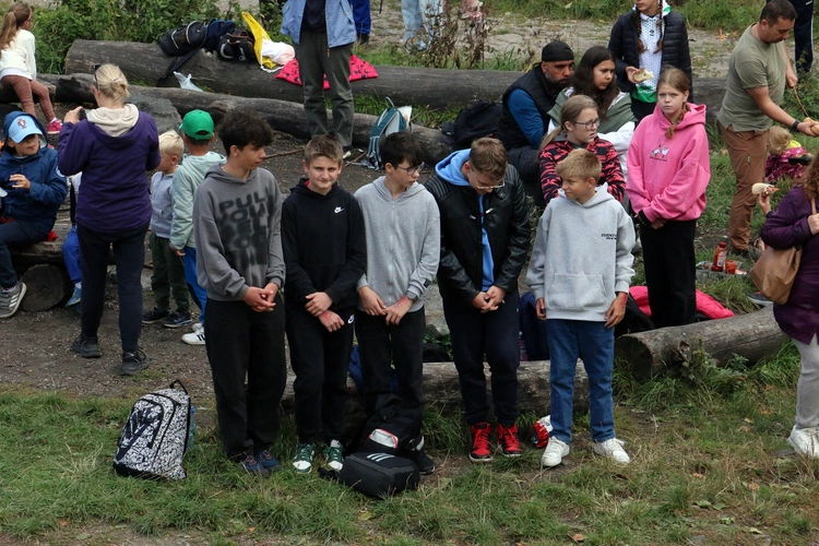 Spotkanie Młodych na Ślęży 2025 "Z nadzieją ku górze"