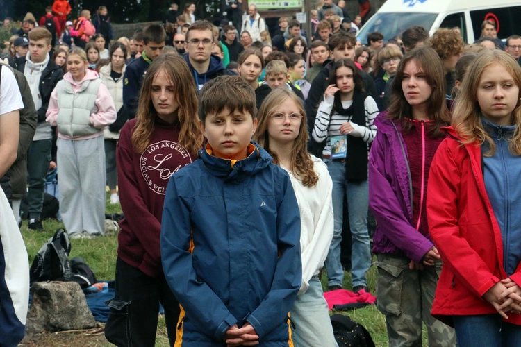 Spotkanie Młodych na Ślęży 2025 "Z nadzieją ku górze"