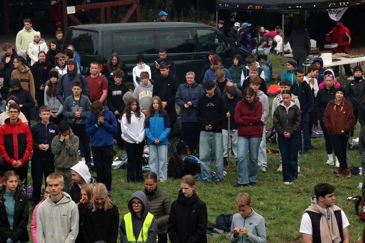 Spotkanie Młodych na Ślęży 2025 "Z nadzieją ku górze"