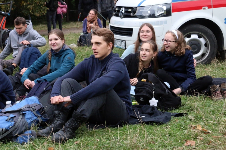 Spotkanie Młodych na Ślęży 2025 "Z nadzieją ku górze"