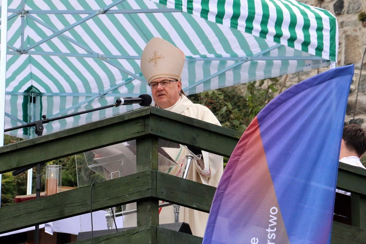 Spotkanie Młodych na Ślęży 2025 "Z nadzieją ku górze"