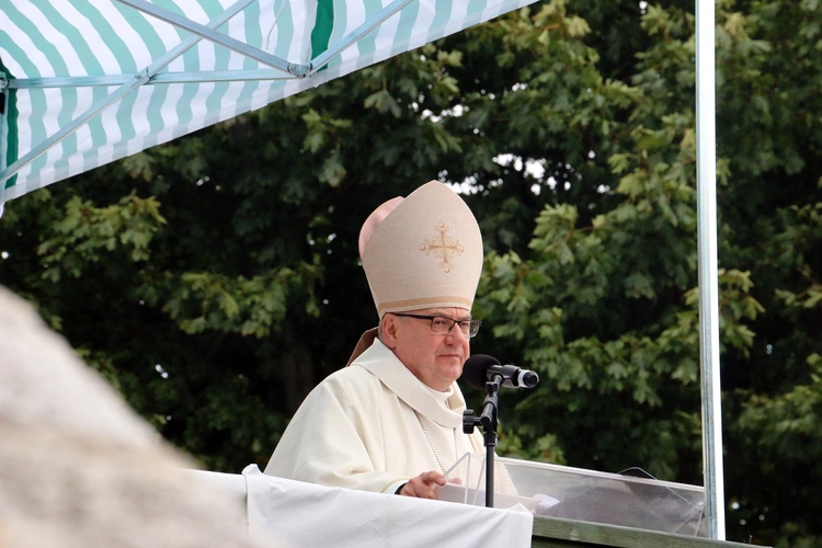 Spotkanie Młodych na Ślęży 2025 "Z nadzieją ku górze"