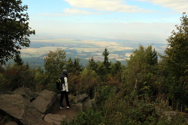 Spotkanie Młodych na Ślęży 2025 "Z nadzieją ku górze"