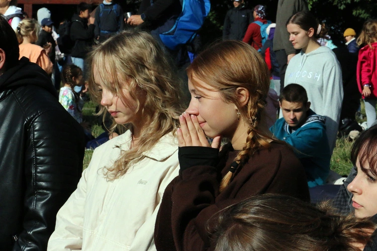 Spotkanie Młodych na Ślęży 2025 "Z nadzieją ku górze"